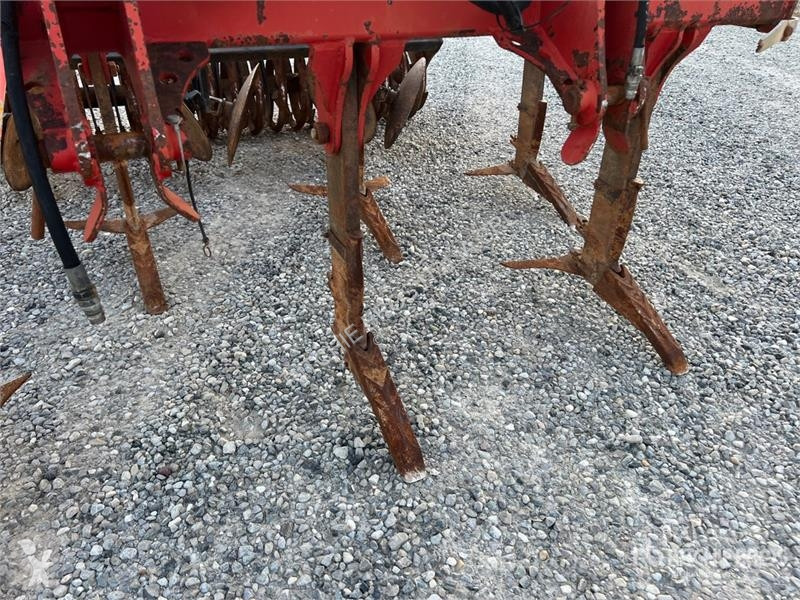 Outils du sol non animés  Mainardi Magico MD...