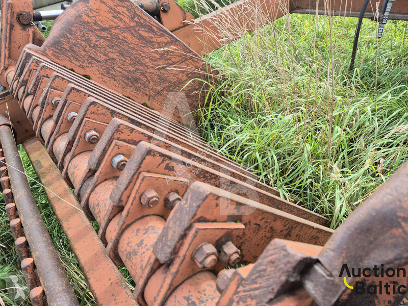 Non-power harrow