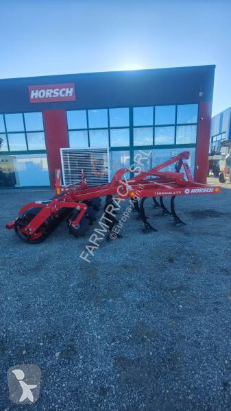 Pohyblivé zemní nástroje Horsch TERRANO 3 FX