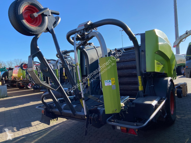 Høfremstilling Claas  Uniwrap 454 RC