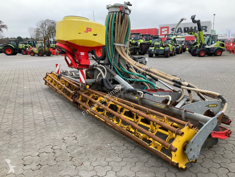 Väderstad  CRX 625 mit APV PS 500 Streuer crop...