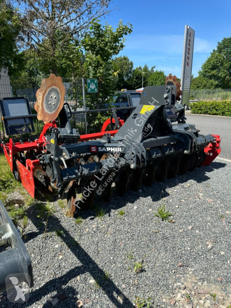 Ikke-bevægelige jordbearbejdningsredskaber...