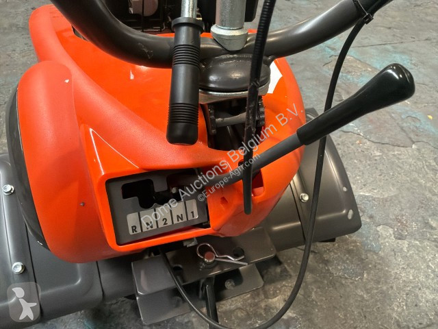 أدوات تربة غير متحركة Husqvarna TF 536