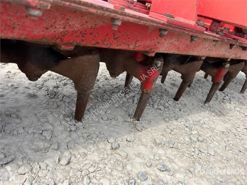 Outils du sol non animés Lely 250 Harrow Packer