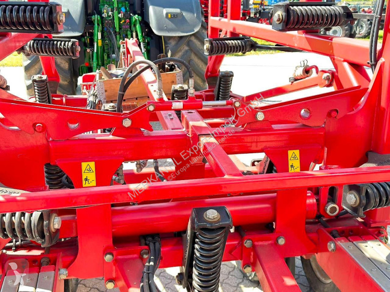 Outils du sol non animés Horsch  TERRANO FG 8