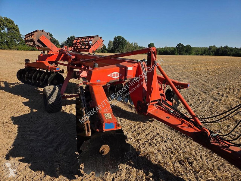 Niet aangedreven grondwerktuigen Kuhn XM36/660