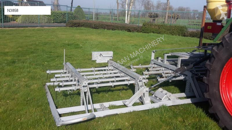 Attrezzi non azionati  Graslandverzorgingsmachine