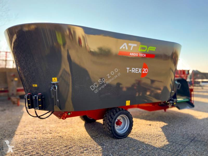 Distribution de fourrage Andotech...