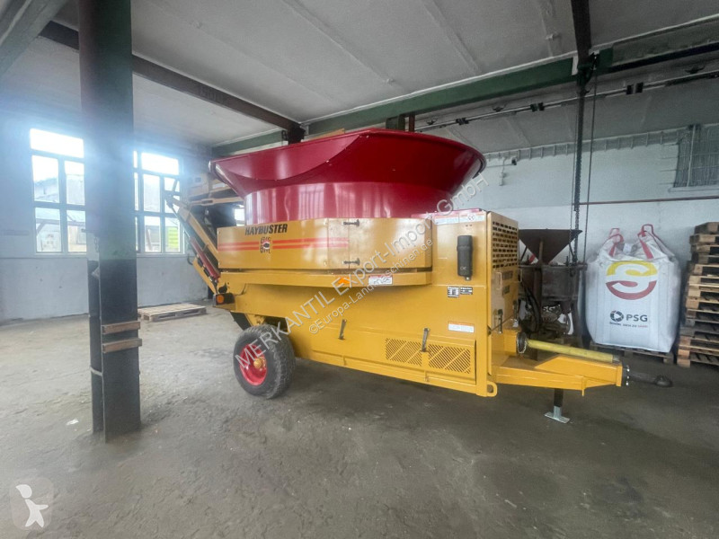 Distribution de fourrage Hammermühle...