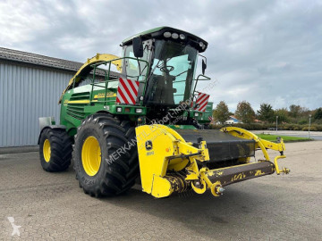 John Deere 7500
