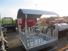 Fodder distribution PTF VIERECKRAUFE