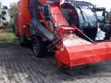 Distribución de forraje Kuhn FUTTERMISCHWAGEN SPV 14 COMFOR Mezcladora usado