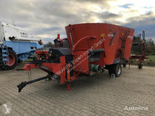 Distribution de fourrage Kuhn Profile Compact 14 occasion