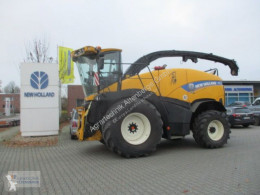 Ensileuse automotrice New Holland FR 700