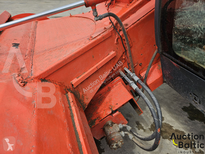 Distribución de forraje Kuhn SPW 14 Compact