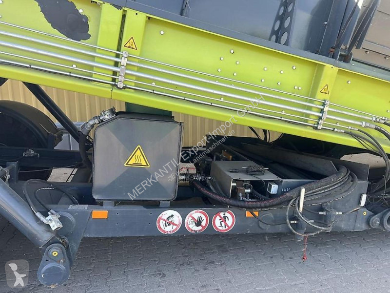 Foderdistribution    Becklönne Silage Überladeband