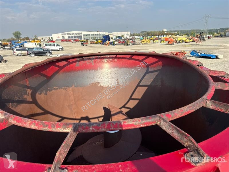Розподіл кормів AGM W10 Feed Mixer