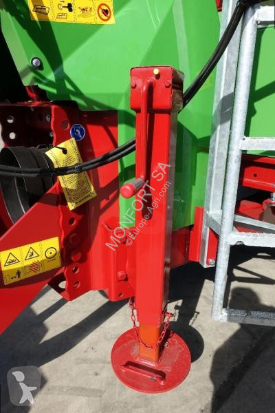 Distribution de fourrage Strautmann  Verti-Mix...