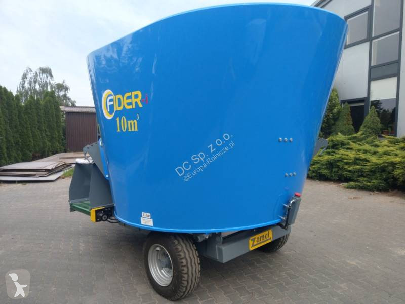 Distribution de fourrage Zago Futtermischwagen...