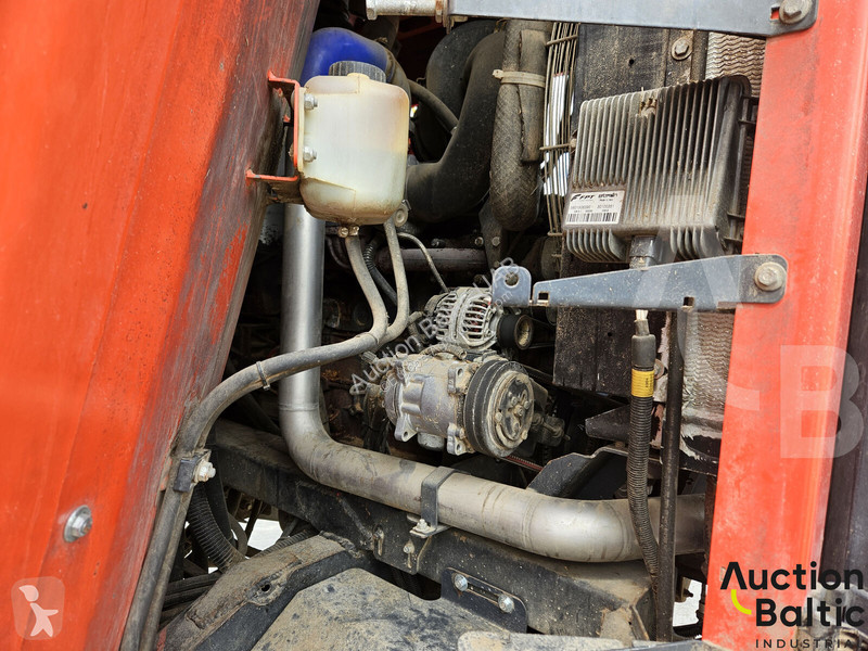 Distribución de forraje Kuhn SPW 14 Compact