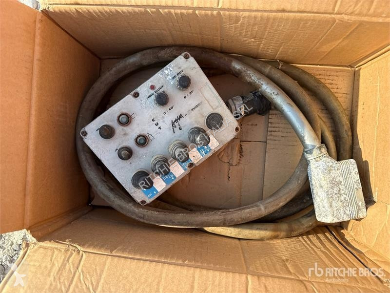 Розподіл кормів AGM W10 Feed Mixer