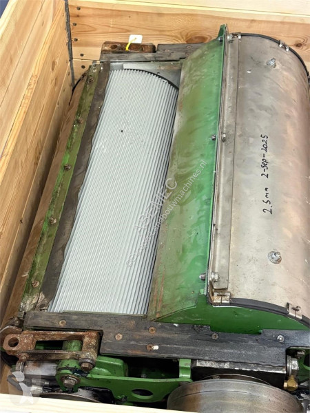 Foderdistribution  Big X 780 + EC 900-3 + EF 300S