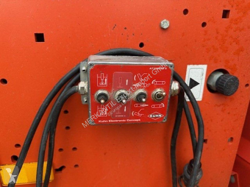 Distribuição forragens Kuhn  EUROMIX I 2580