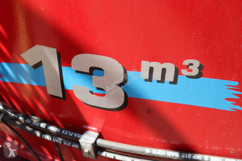 Distribuição forragens Peecon VMF 130