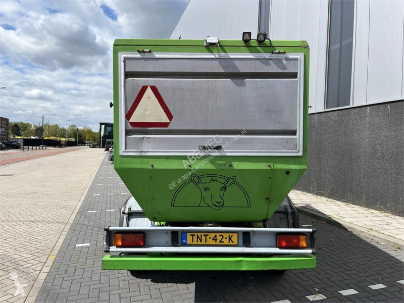 Foderdistribution Tatoma MTS 5 zelfrijdende...
