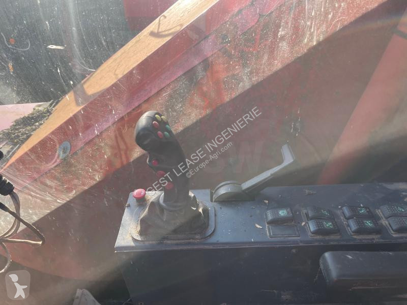 Distribution de fourrage Kuhn  SP 14
