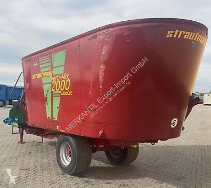 Distribuzione di foraggio Strautmann  Vertimix...