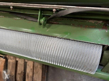 Straw chopper