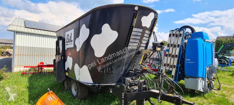 Distribution de fourrage BVL  V-Mix 25-2S