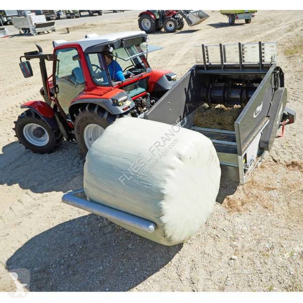 Distribution de fourrage Fliegl DEROULEUSE