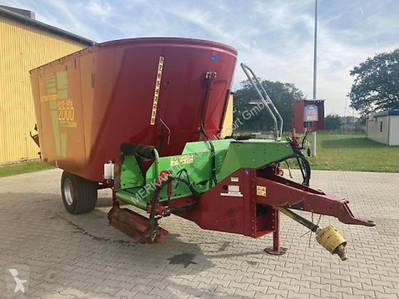 Distribuzione di foraggio Strautmann  Vertimix...