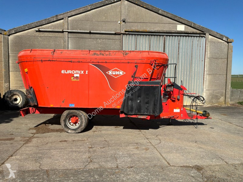 Foderdistribution Kuhn EUV 273