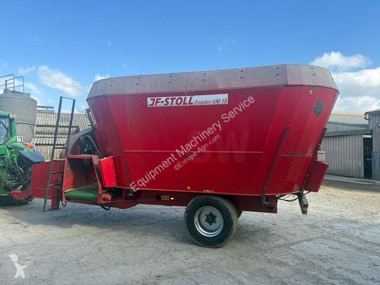 Distribution de fourrage JF  FEEDER VM 18