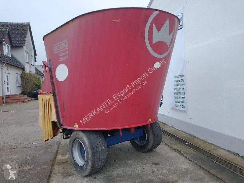 Distribution de fourrage Siloking  Trailedline...