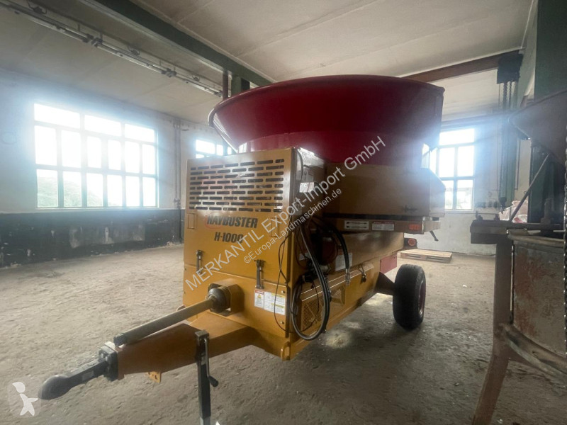 Foderdistribution   Hammermühle Haybuster H...
