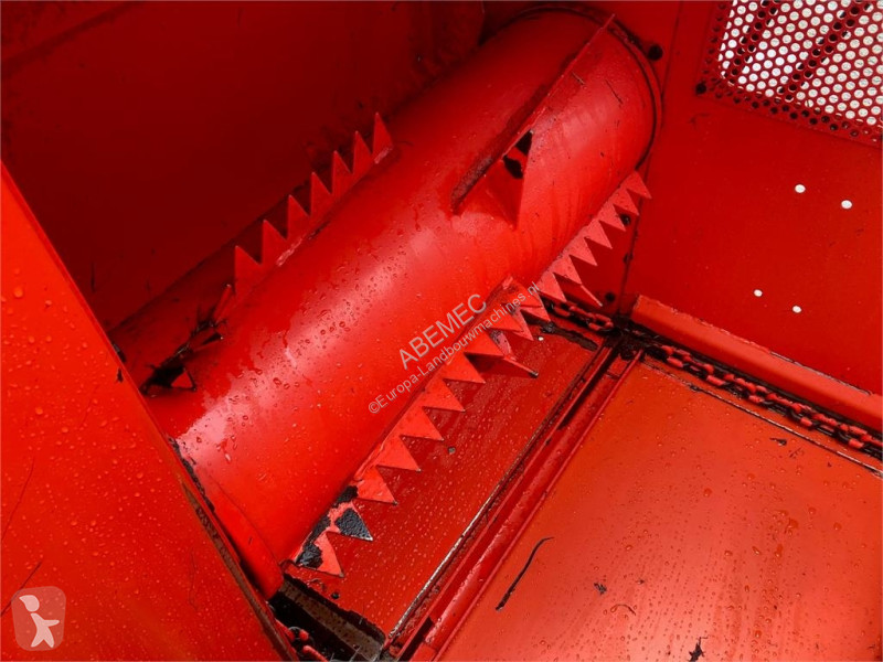 Voederverdeling Kuhn polycrok 2050