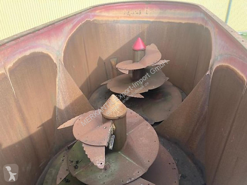 Distribuzione di foraggio Strautmann  Vertimix...