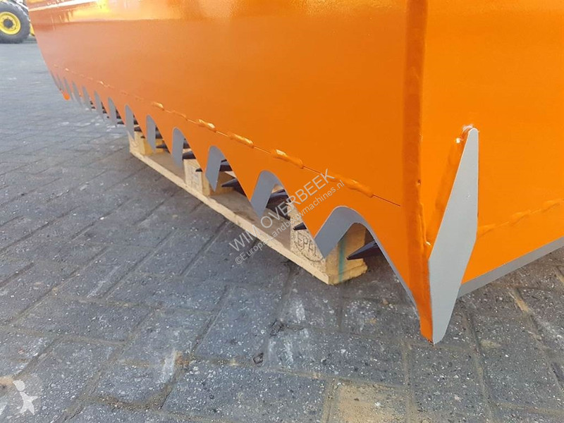 Foderdistribution Mammut SC195M - Silage...