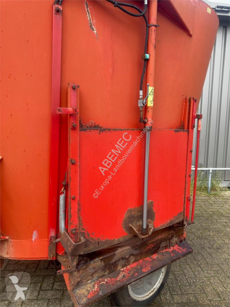 Distribution de fourrage Trioliet Solomix 8 m3