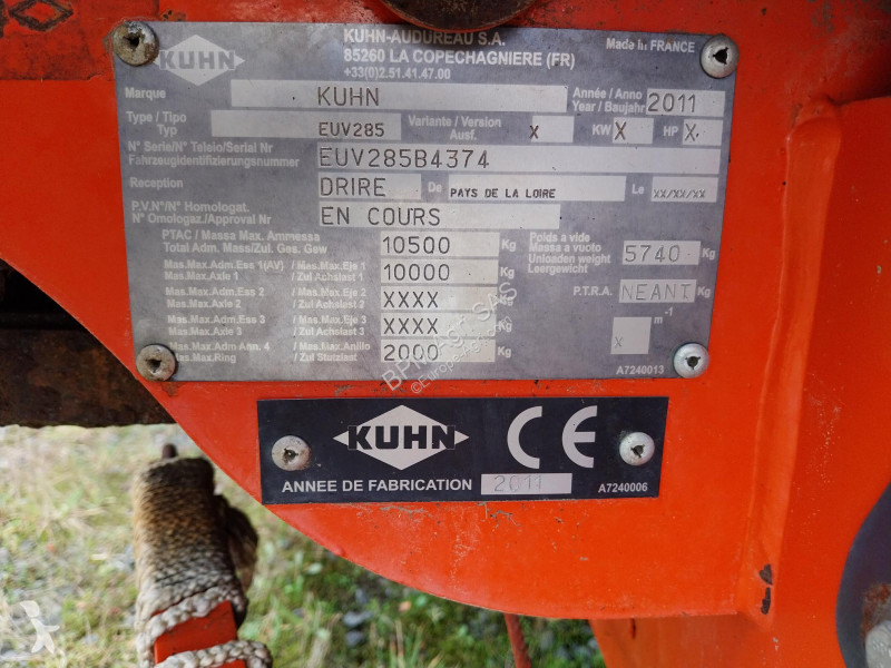 Distribution de fourrage Kuhn