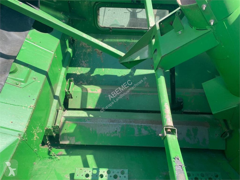 Foderdistribution John Deere 9880 STS combine