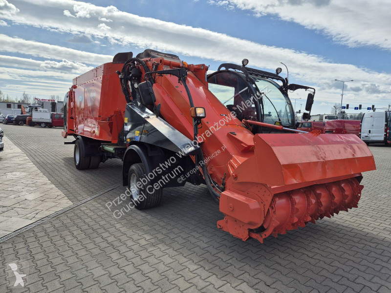 Dávkovanie krmiva Kuhn SPW 22 Intense / LOW MTH...