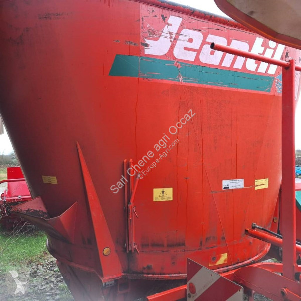 Foderdistribution Jeantil KW12 C