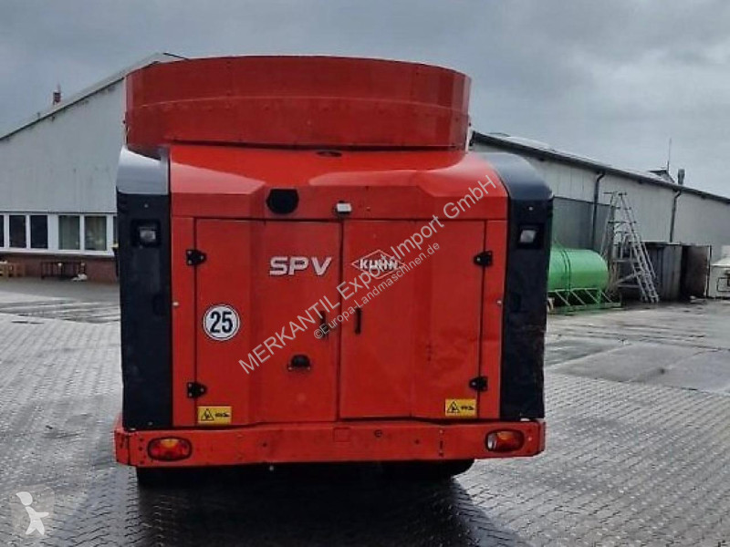 Foderdistribution Kuhn  SPV 12 POWER