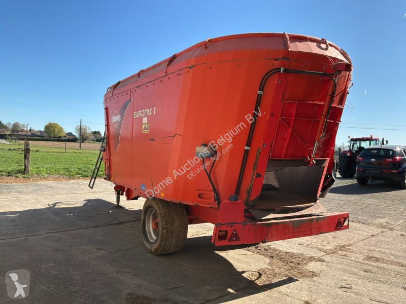 Foderdistribution Kuhn EUV 273