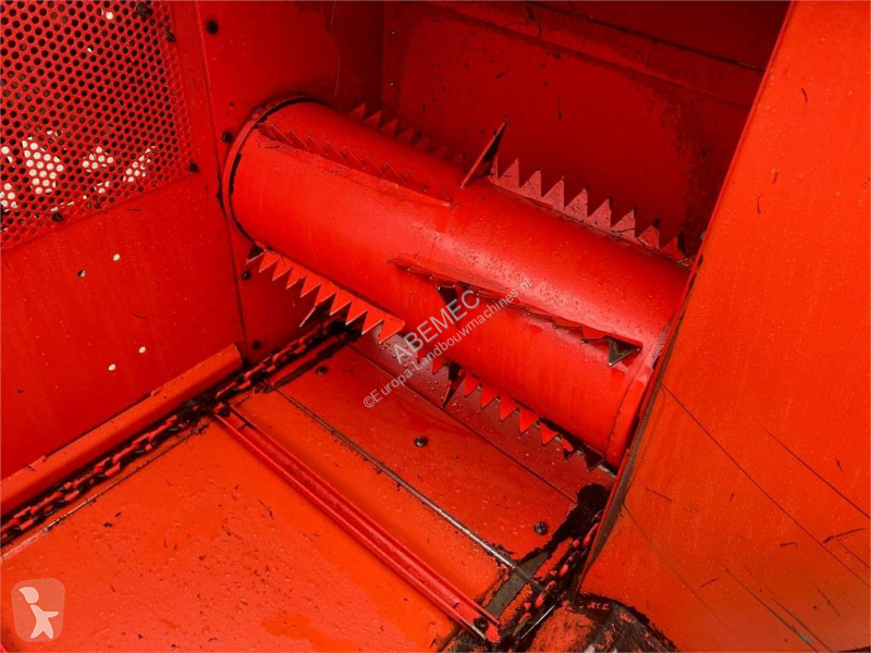 Voederverdeling Kuhn polycrok 2050